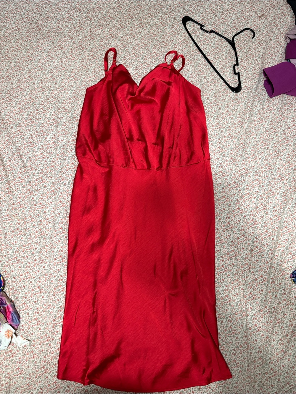 Ava & ViV satin red dress size 2X midi length